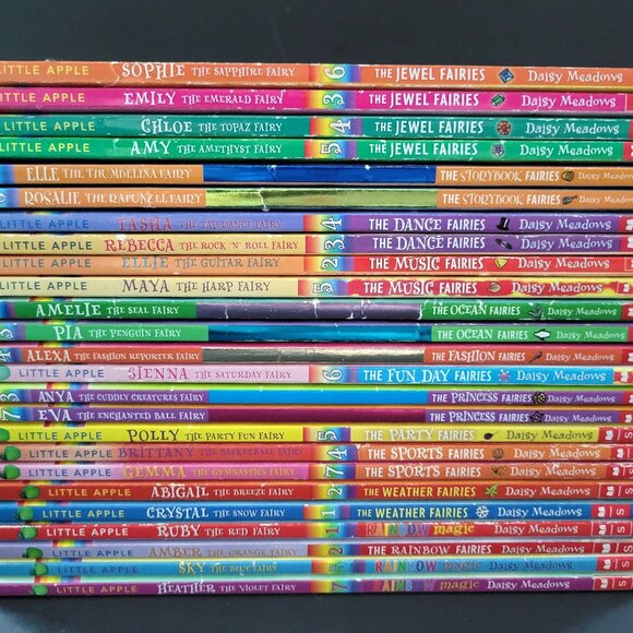 RAINBOW MAGIC FAIRIES FAIRY GIRLS HUGE LOT OF 25 BOOKS DAISY MEADOWS SCHOLASTIC - Picture 6 of 13